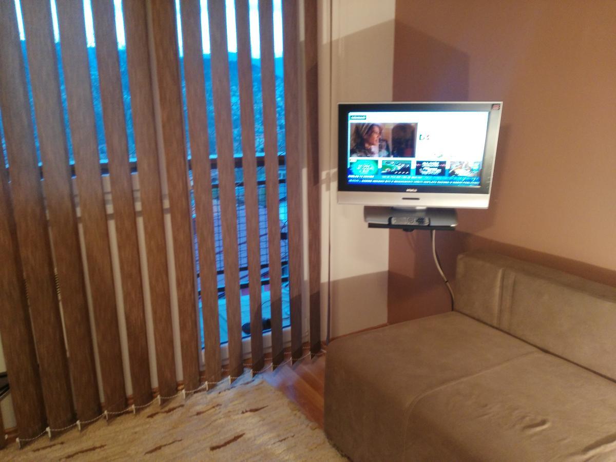 Apartma Cemo *